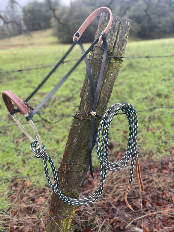 Ensemble complet de rênes hackamore en cuir brut sans mors et Ensemble complet de rênes hackamore en cuir brut sans mors et