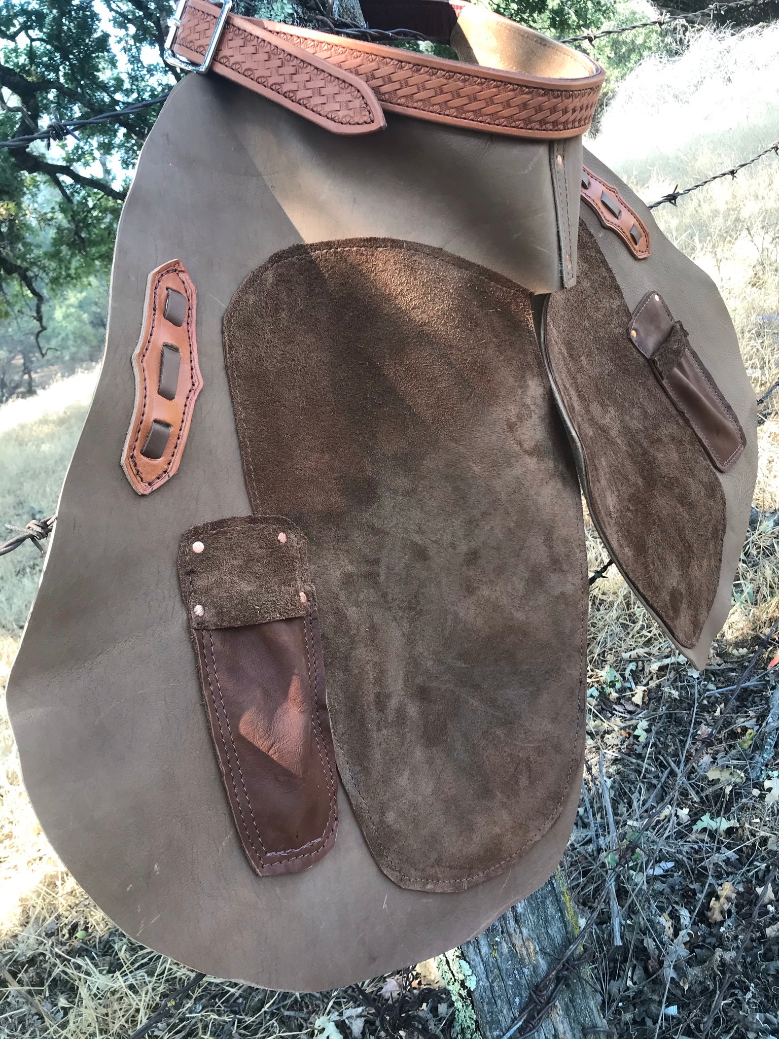 Farrier Shoeing Chaps, Hermann Oak® Leather – Buckaroo Leather